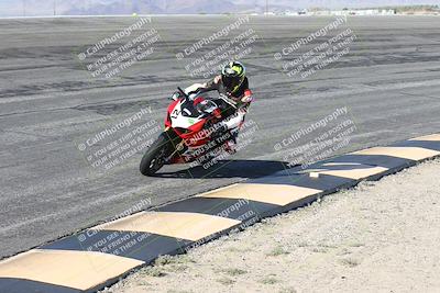 media/Nov-30-2025-TrackXperience (Sun) [[c0061d280f]]/3-Level 1/Session 2 (Bowl)/